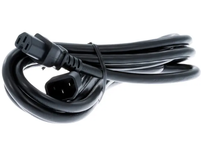 CAB-C15-CBN Cisco кабель питания IEC-C14 - IEC-C15 0,68 м 220В, для коммутаторов Cisco