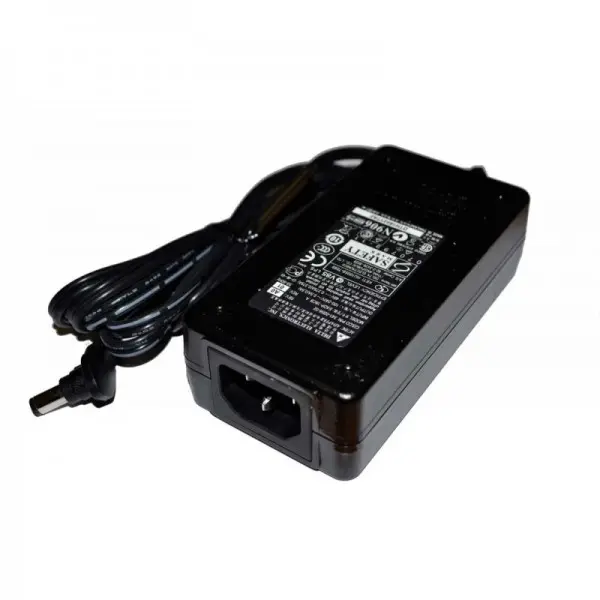 CP-PWR-CUBE-5 Cisco источник питания для Cisco IP Phone серий DX70 и DX80